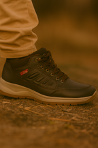 Bota Outdoor Adventure